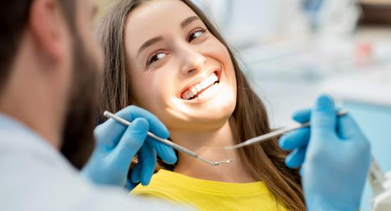 Come sgonfiare guancia dopo estrazione dente