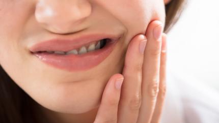 Mal di denti rimedi naturali