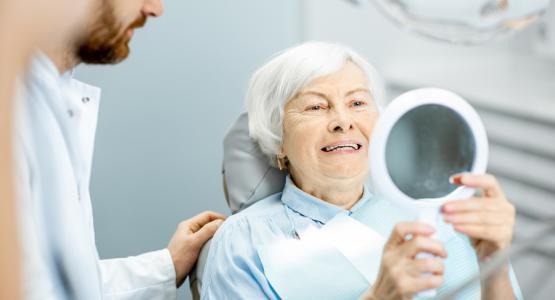 Impianti dentali senza viti